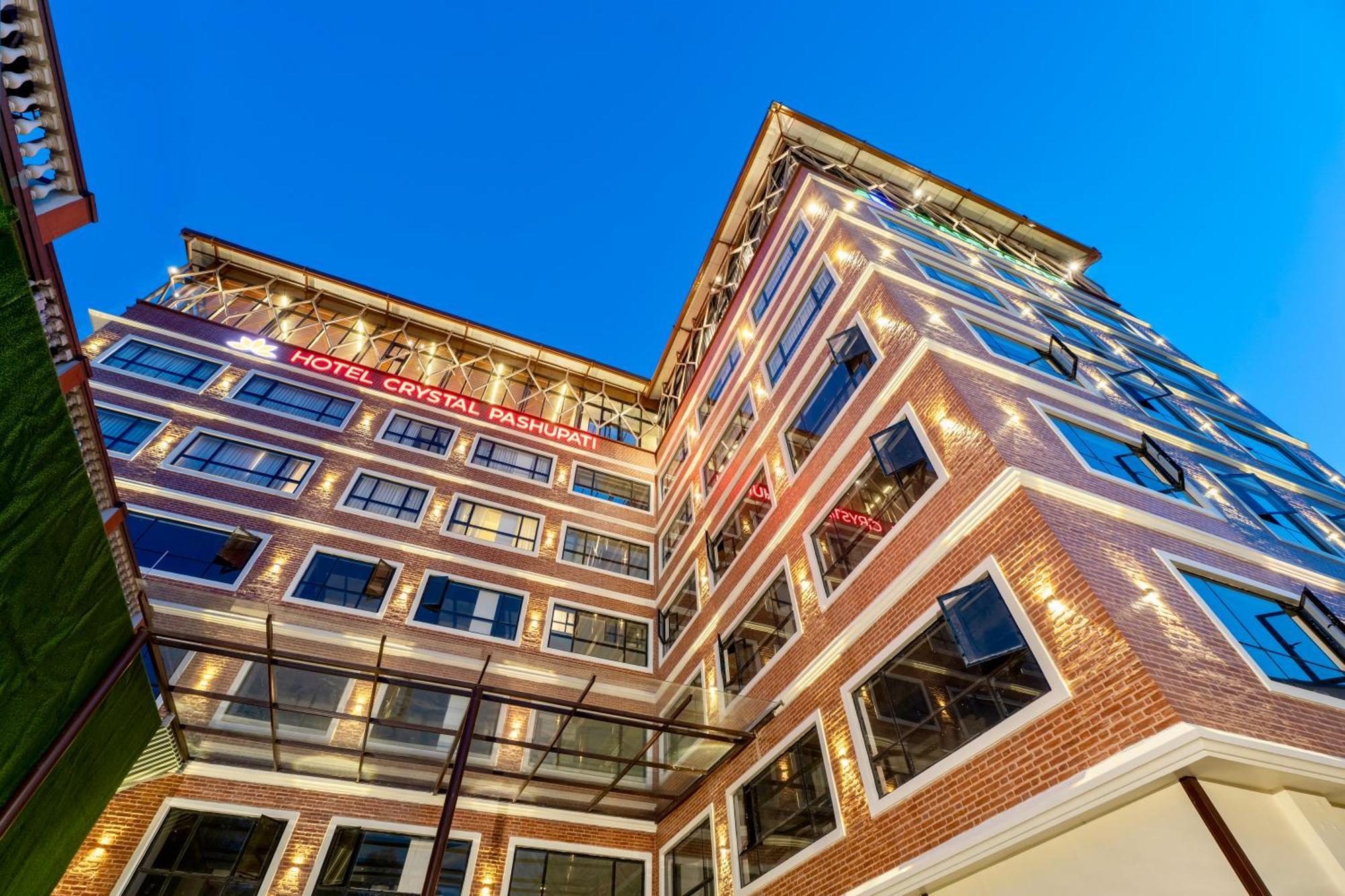 Hotel Crystal Pashupati Katmandu Kültér fotó