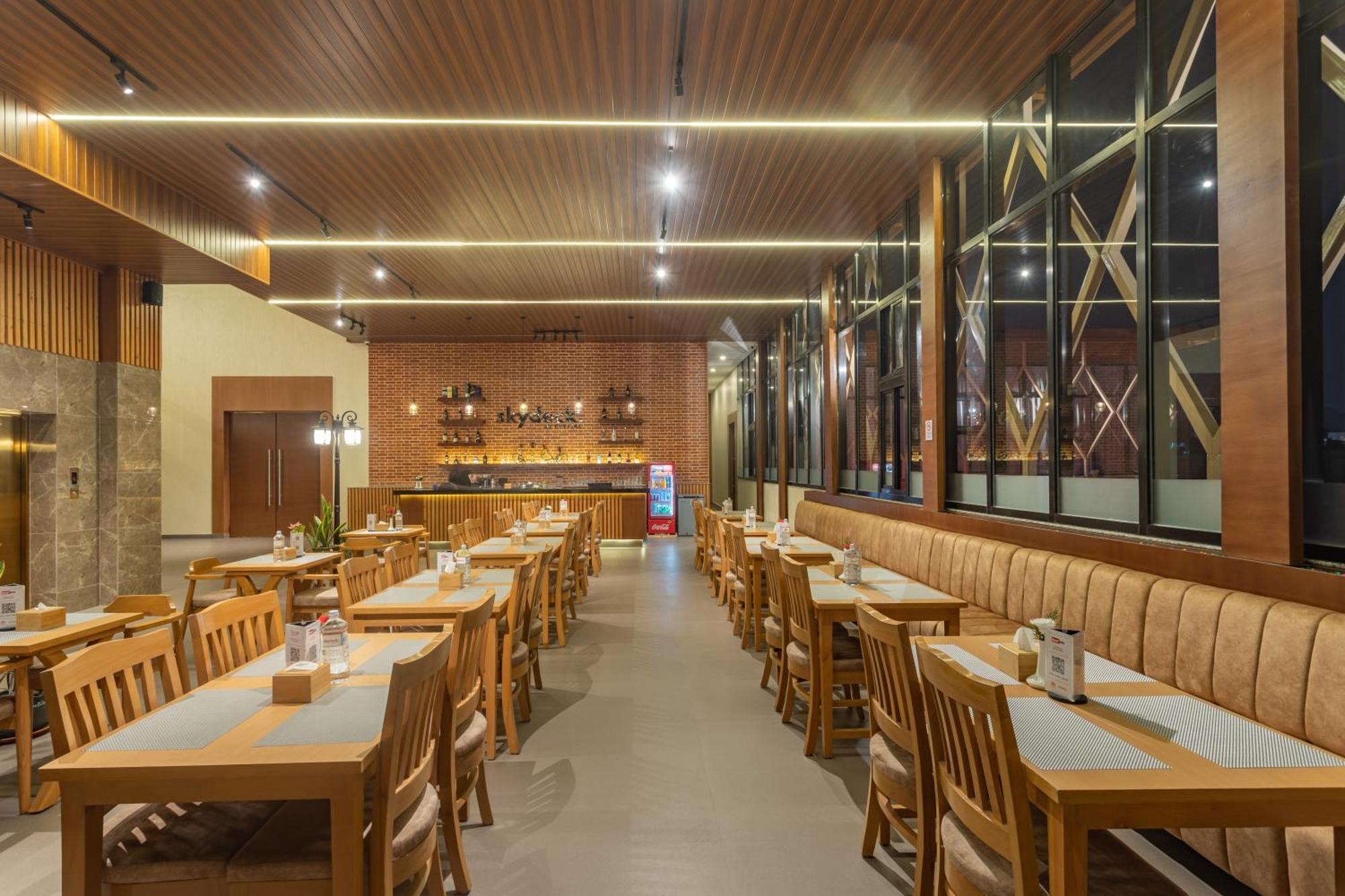 Hotel Crystal Pashupati Katmandu Kültér fotó