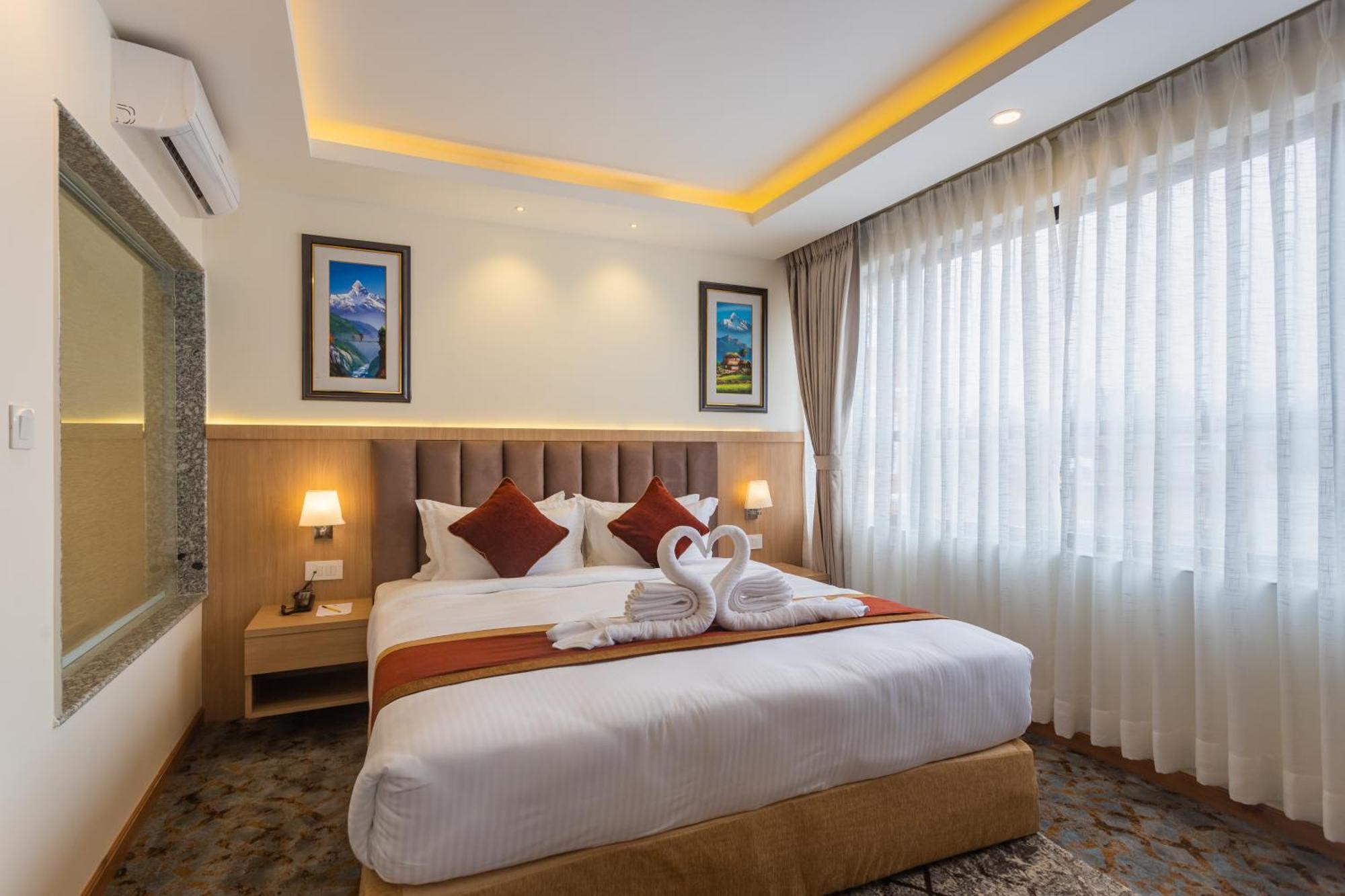 Hotel Crystal Pashupati Katmandu Kültér fotó