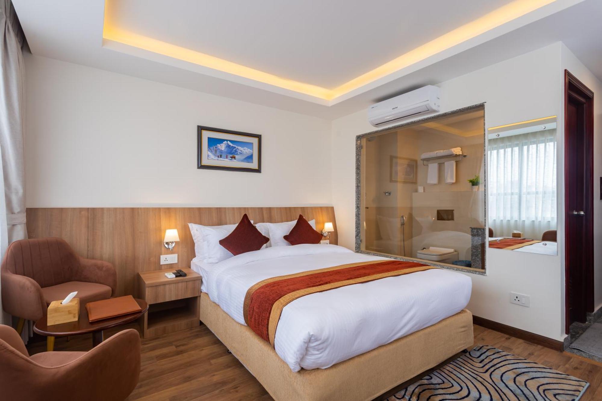 Hotel Crystal Pashupati Katmandu Kültér fotó