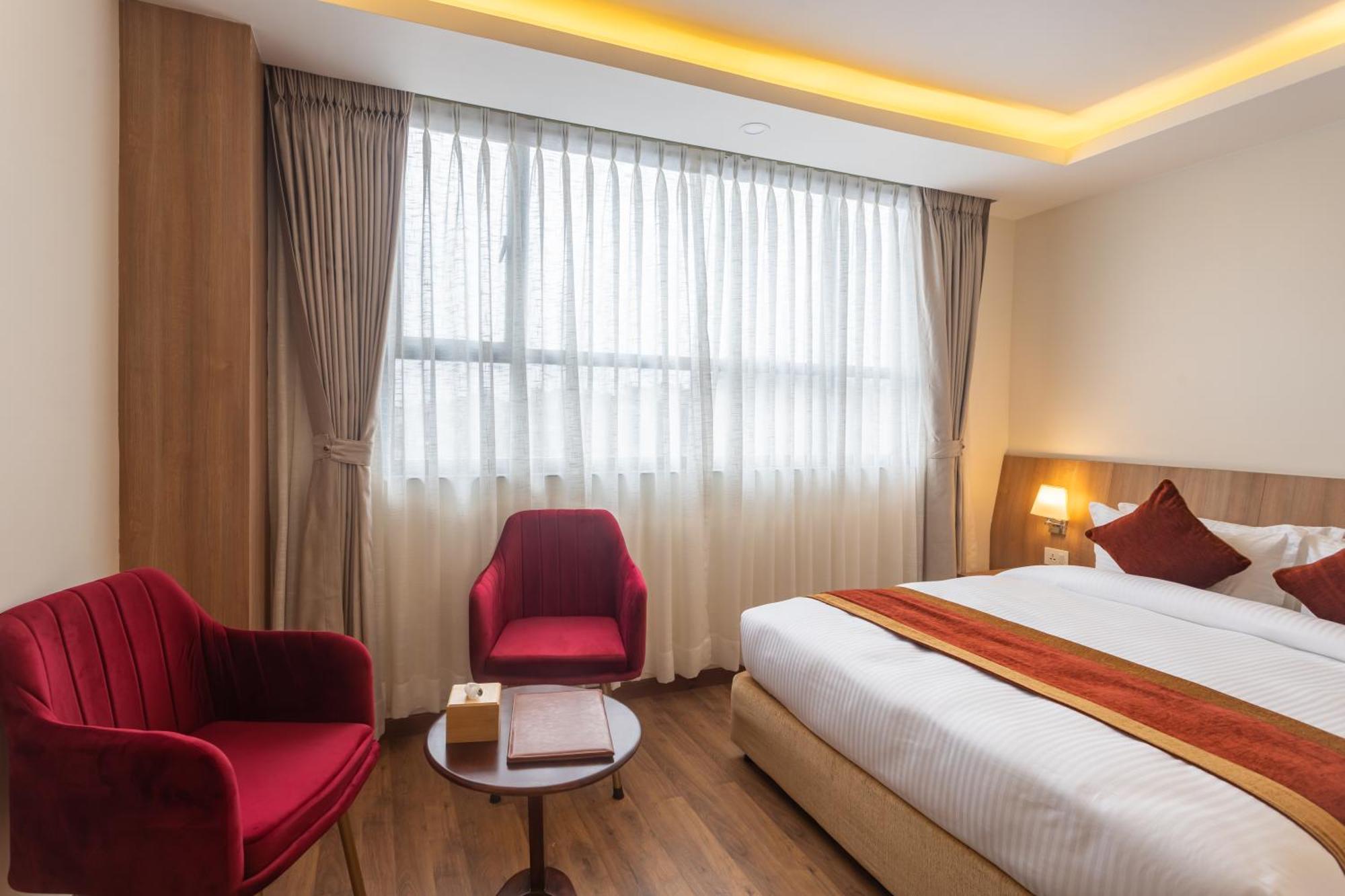 Hotel Crystal Pashupati Katmandu Kültér fotó